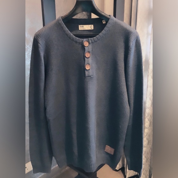 An absolutely stunning, well knitted Sweater, in color blue! - Picture 4 of 7